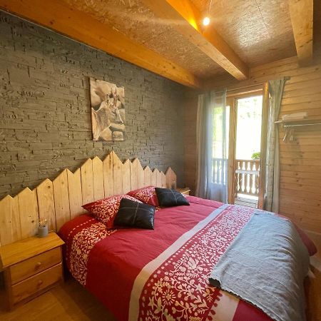 Le Chalet, chambres d hôtes, petit déjeuner inclus Roubion Exterior foto