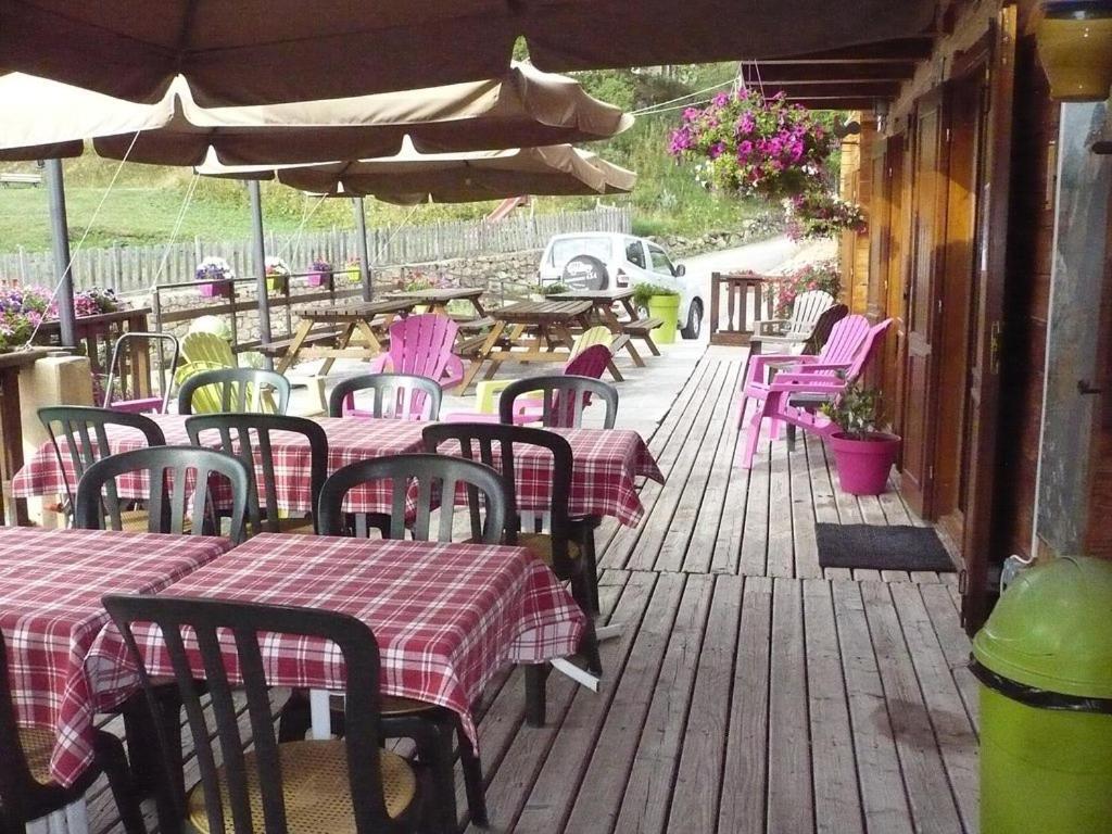 Le Chalet, chambres d hôtes, petit déjeuner inclus Roubion Exterior foto